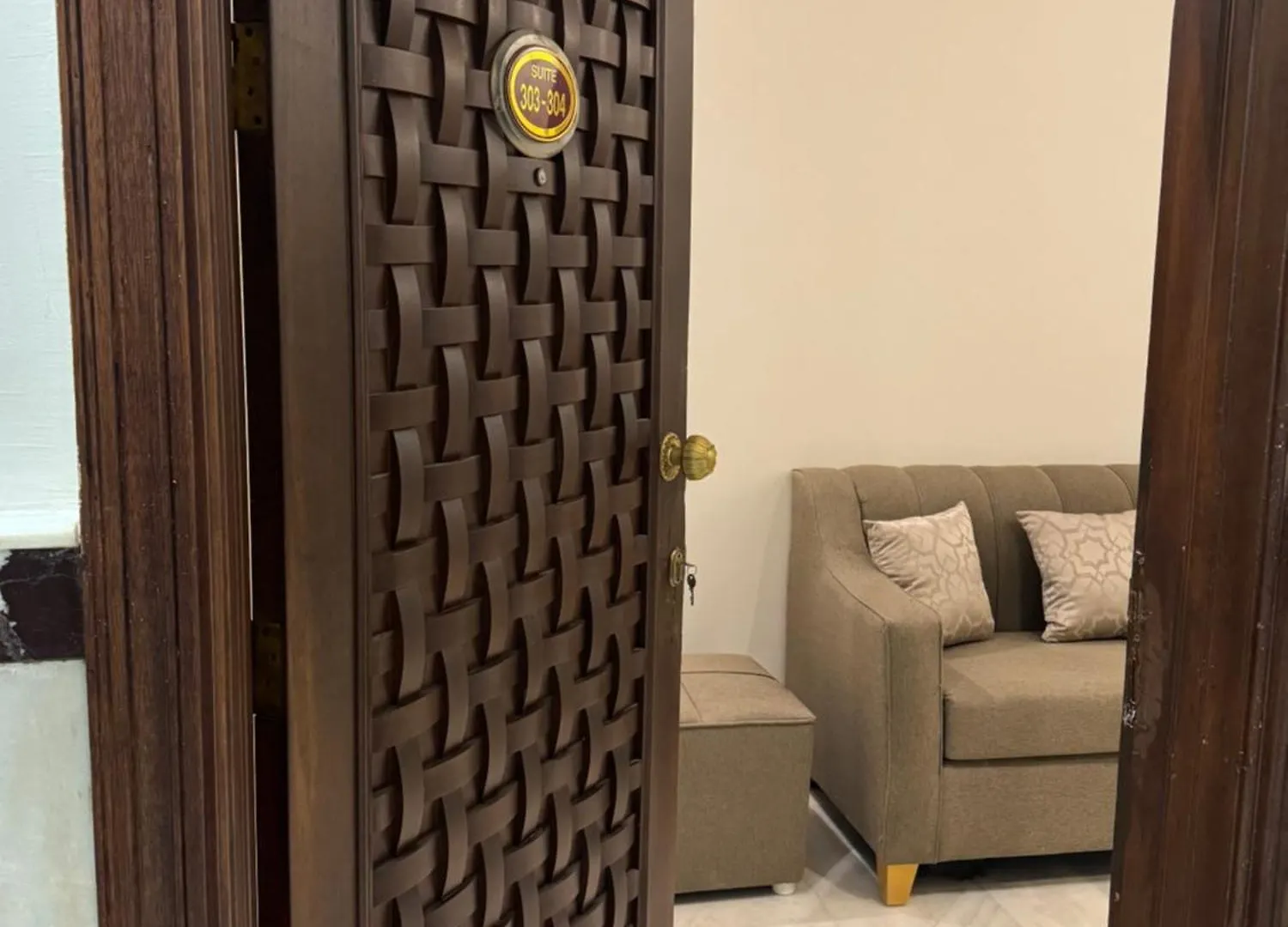1-Bedroom Apartment Near Alhamra Beach Dzsidda