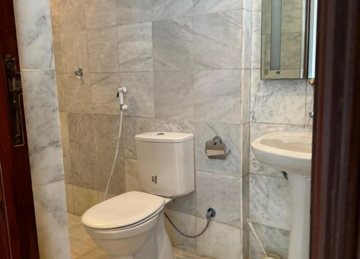1-Bedroom Apartment Near Alhamra Beach Jeddah